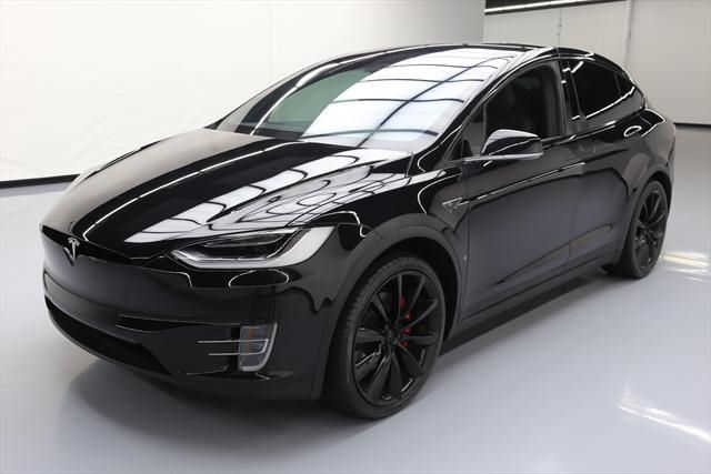 Главный эколог Хмельницкой области купил Tesla за 1,3 млн гривен