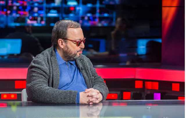 Путин принял решение поддержать Порошенко на выборах, - политолог