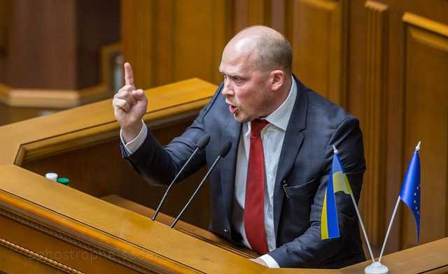 Полтаву временно возглавил фитнес-тренер Каплина