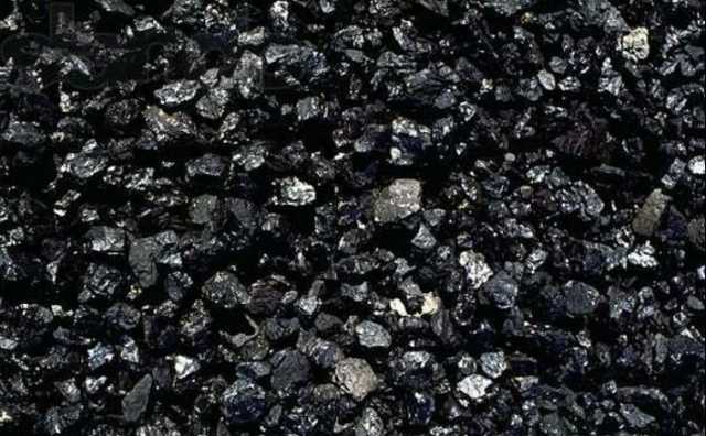 Чверть мільярда «Центренерго» на супровід імпортного вугілля виграло оточення Сольвара