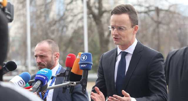 Венгрия угрожает замедлить евроинтеграцию Украины