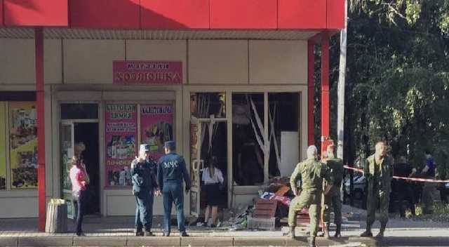 В Донецке прогремел взрыв. Мужчина взорвал гранату в магазине