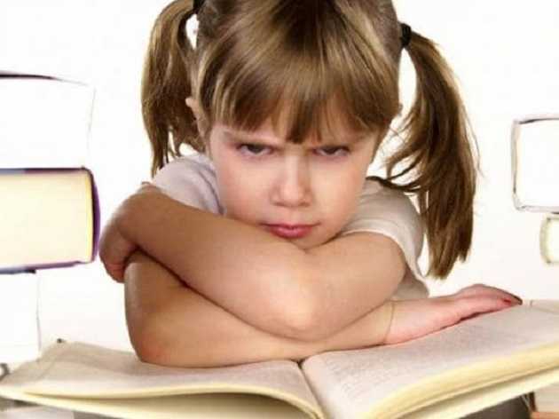 В правительстве возмущены: украинские школьные учебники учат дискриминации