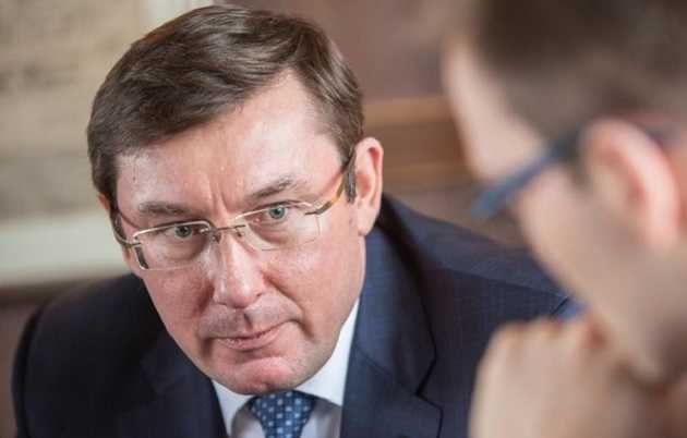 Луценко не верит в победу Порошенко, поэтому хочет от него уйти – политолог