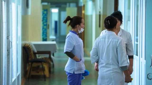 В Макеевке не хватает лекарств для жертв отравления водой