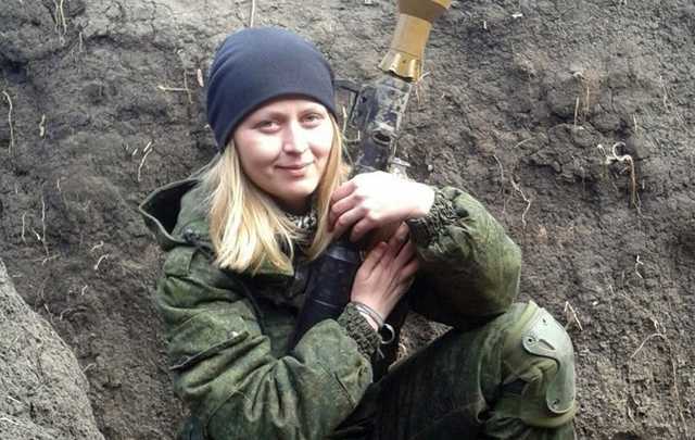 ’’Медсестра’’ с автоматом: в сети показали ликвидированную террористку ’’ДНР’’