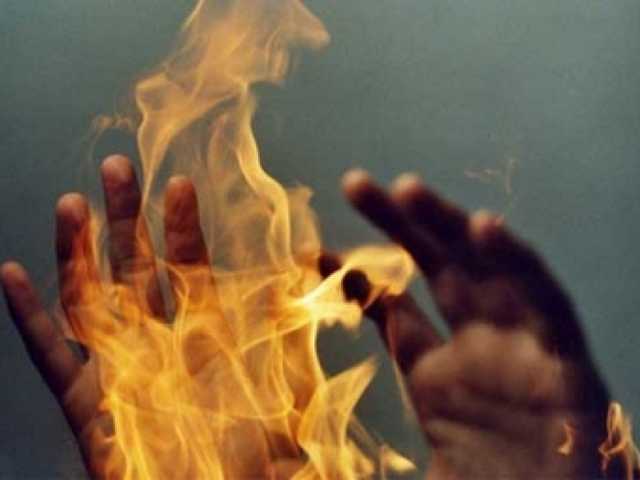 На Закарпатье женщина сожгла себя на огороде