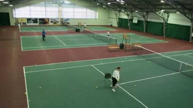 Как семьи в Луганске "делятся" ради детей