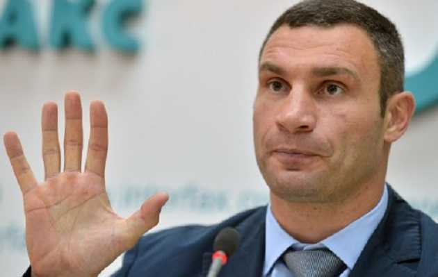 Может ли Кличко хотя бы вопросы с горячей водой решить самостоятельно?