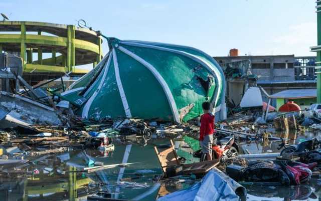 Мощнее Хиросимы: появились новые фото и видео последствий катастрофы в Индонезии