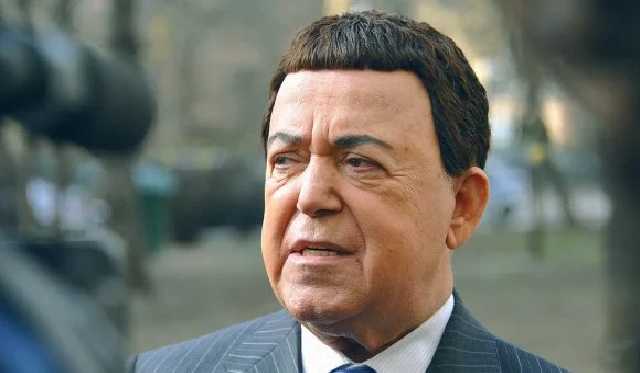 Кобзона тоже могли похоронить с почестями, - блогер