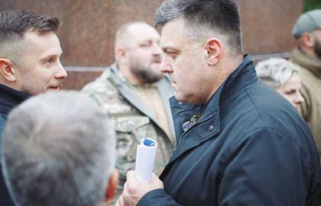 «Правые» не договорились: Тягнибок и Билецкий пойдут на выборы порознь