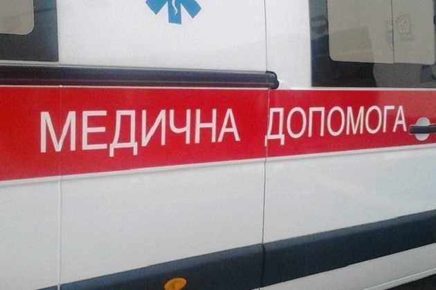 Вышла покурить и рухнула с третьего этажа. Невероятные приключения беременной в Тернополе