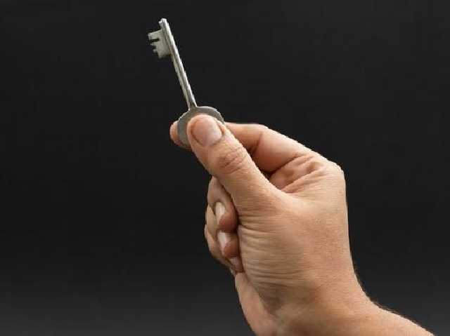 В Одессе мошенник по нескольку раз перепродавал одни и те же квартиры