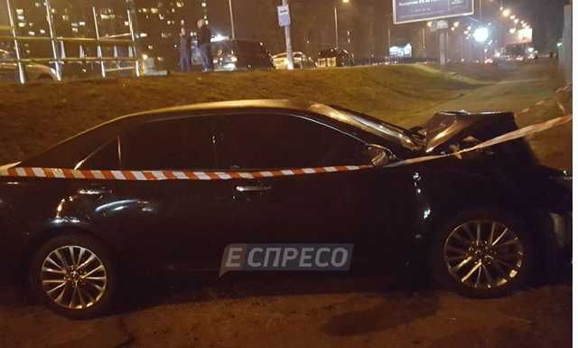 Пьяный водитель в Киеве устроил тройное ДТП