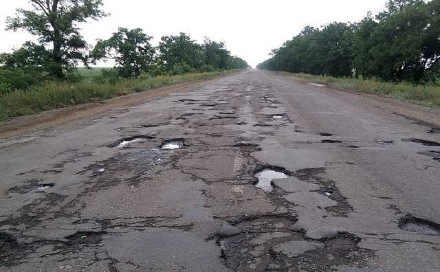 "Укравтодор" отремонтирует дороги в Сумской области почти за 1 млрд грн
