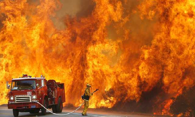 Спасатели предупредили о чрезвычайном уровне пожарной опасности в девяти областях Украины