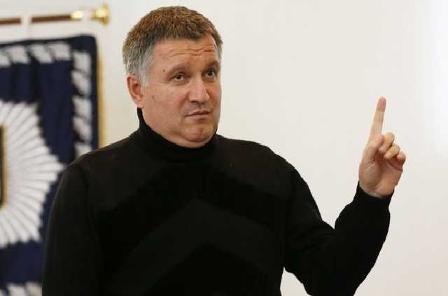 Аваков пообещал жестко противодействовать религиозной вражде и экстремизму