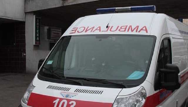 На Полтавщині 37-річний чоловік упав із 12-метрової висоти