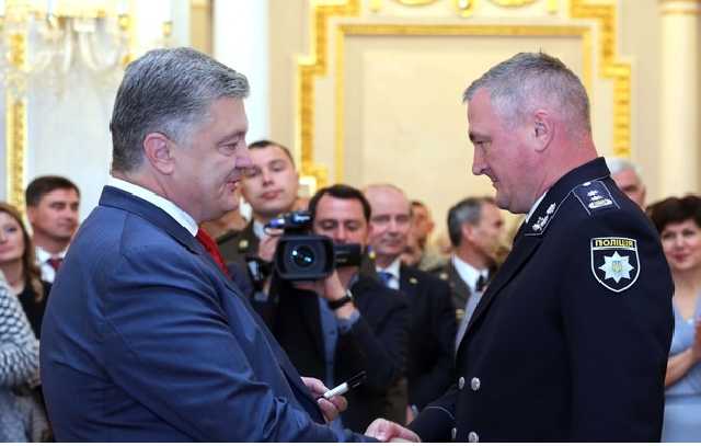 Порошенко повысил Князева в звании