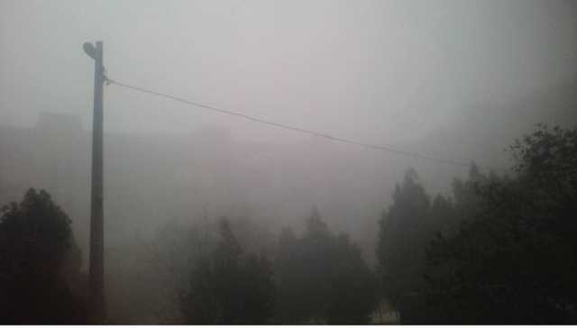 Жители Армянска сообщили о новом химическом выбросе: город окутал ядовитый туман