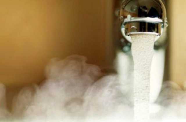 Киевлянам в платежках пришли счета за горячую воду, которая была отключена