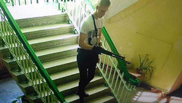 Стало известно, что было написано на футболке у керченского стрелка Рослякова