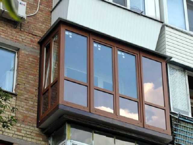 Что теперь будет с застекленными балконами в старых домах