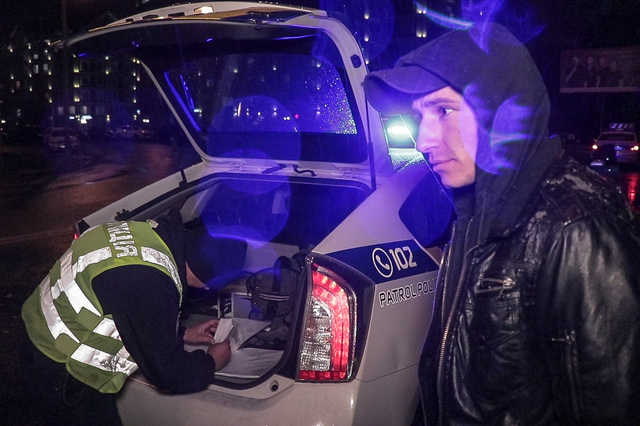 В Киеве накуренный водитель Toyota устроил погоню на угнанной машине