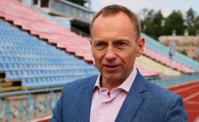 Жена мэра Чернигова ездила с ним в Германию за свой счет