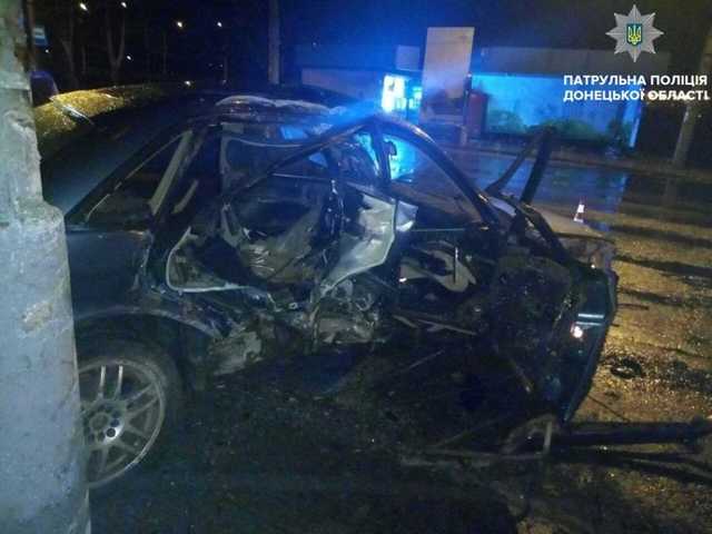 В Мариуполе пьяный водитель попал в два ДТП и защищался от очевидцев шампурами