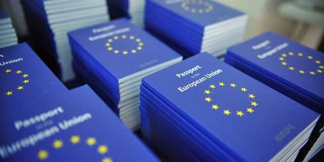 Украинцы скупали паспорта страны ЕС: разоблачена афера