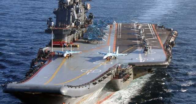 В России произошло крупное ЧП с авианосцем "Адмирал Кузнецов", могут быть жертвы