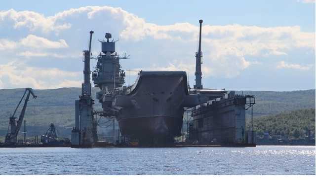 Россия лезет в чужие страны воевать, а у себя не может свет починить