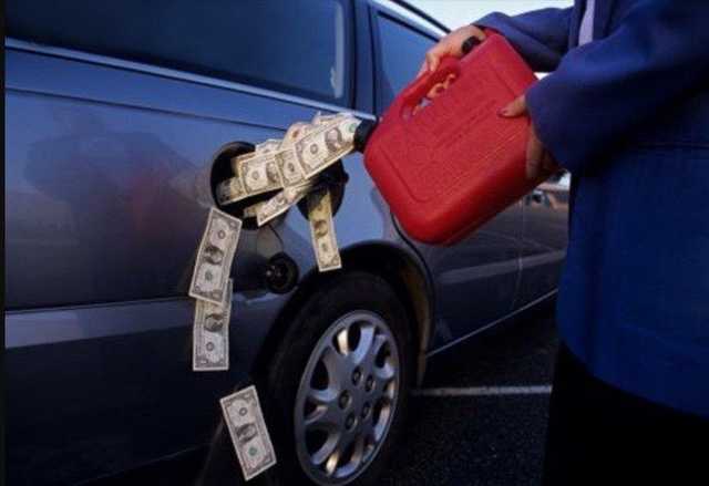 Обман на АЗС: разоблачены четыре схемы «черных» заправщиков