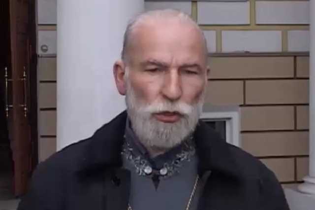 Разгромивший 10 могил священник УПЦ МП оказался россиянином: детали скандала