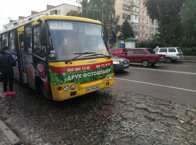 У Луцьку побили водія маршрутки