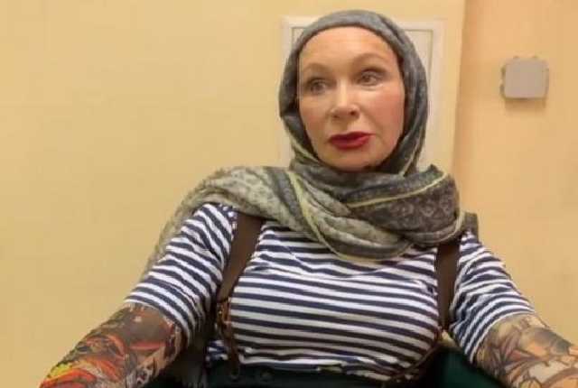 Зажало голову дверями: известную российскую актрису госпитализировали после инцидента в метро