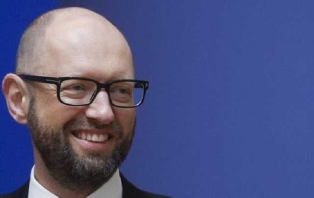 Яценюк предпочитал всегда быть в тени статусных