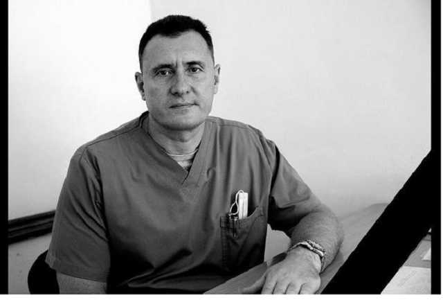 Сердце не завелось: в Одессе во время операции умер известный военный врач