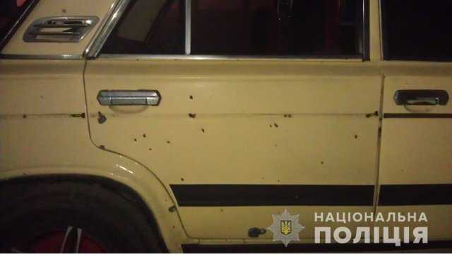 В Житомирской области мужчина из-за долга бросил во двор знакомого гранату