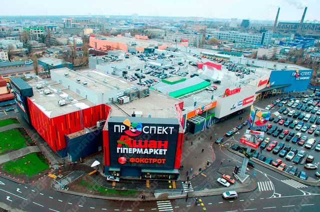 Мужа-инвалида звезды "Слуги народа" не пустили в киевский парк развлечений