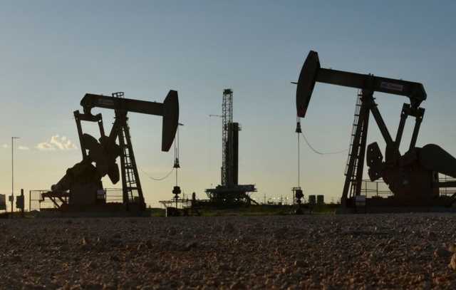 На Черниговщине злоумышленники "врезались" в нефтепровод, выкачивая сырье в автоцистерны