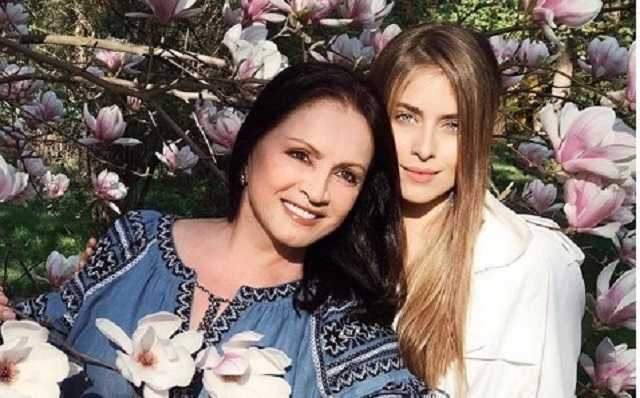 ’’До бабушки далеко’’: в сети разгромили песню сексуальной внучки Ротару