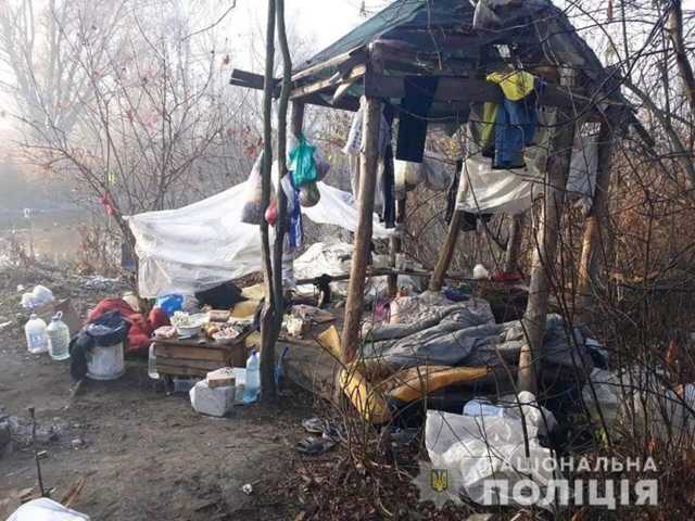 Под Киевом пьяные подростки до смерти забили бездомного