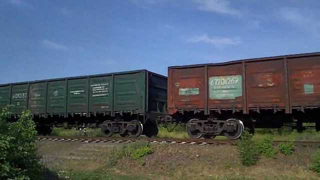 «Государство, закопай меня где-нибудь»: под Днепром пожилая женщина бросилась под товарняк