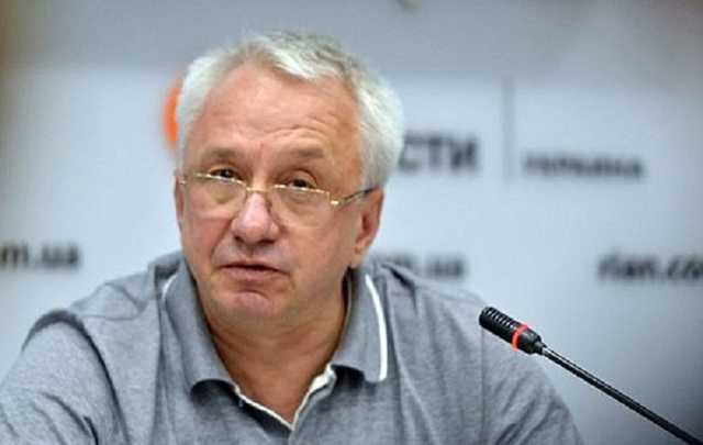 Оценку "неуд" заслужили как "местные товарищи", так и полностью импотентная вертикаль исполнительной власти, – Кучеренко