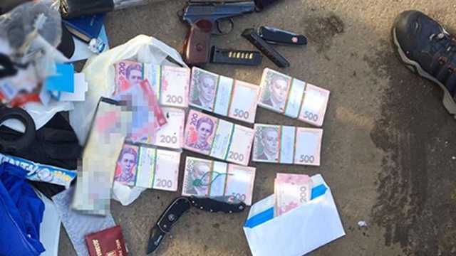 Посадовець так реорганізував підприємство, що погорів на хабарі в 275 тисяч