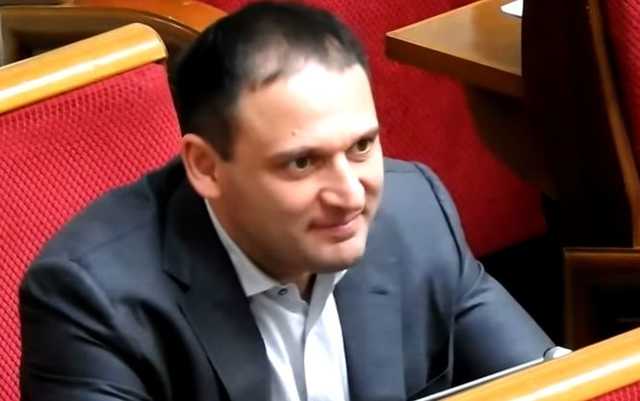 Нардеп Дмитрий Добкин вновь отличился неадекватным поведением в Раде: шокирующее видео