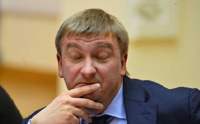 Прессе нельзя: Минюст тайком расправляется с нотариусами после обвинений в коррупции